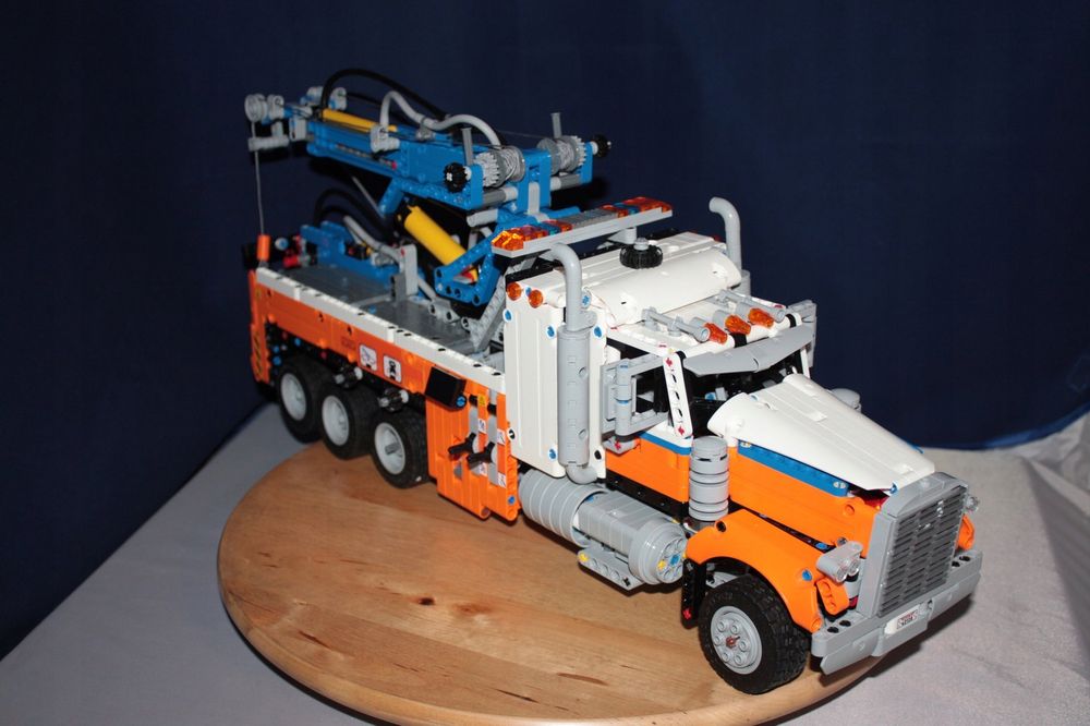 Lego Technic 42128 Ciężki holownik
