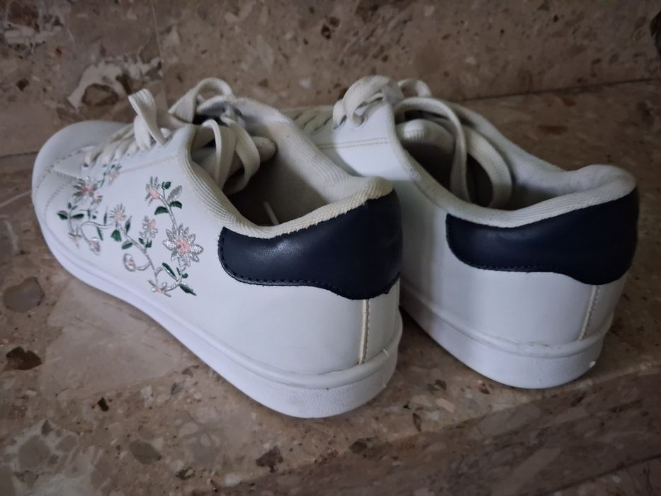 Sprzedam buty damskie