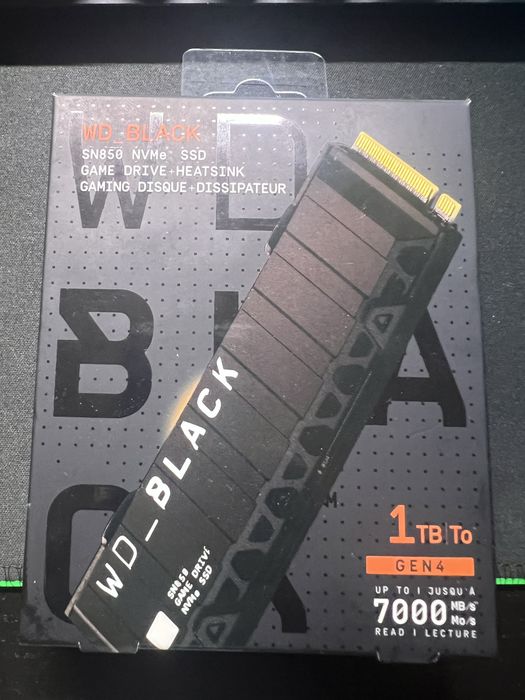 SSD NVMe M.2 Western Digital Black SN850 1TB com Heatsink PS5 / PC