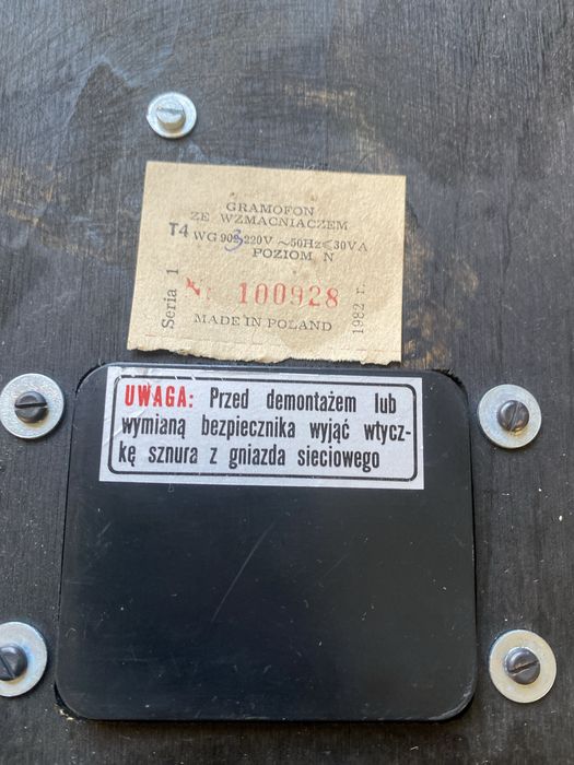 Gramafon ze wzmacniaczem