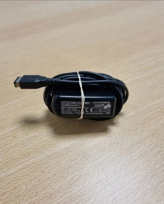 Carregador original Gameboy Advance SP