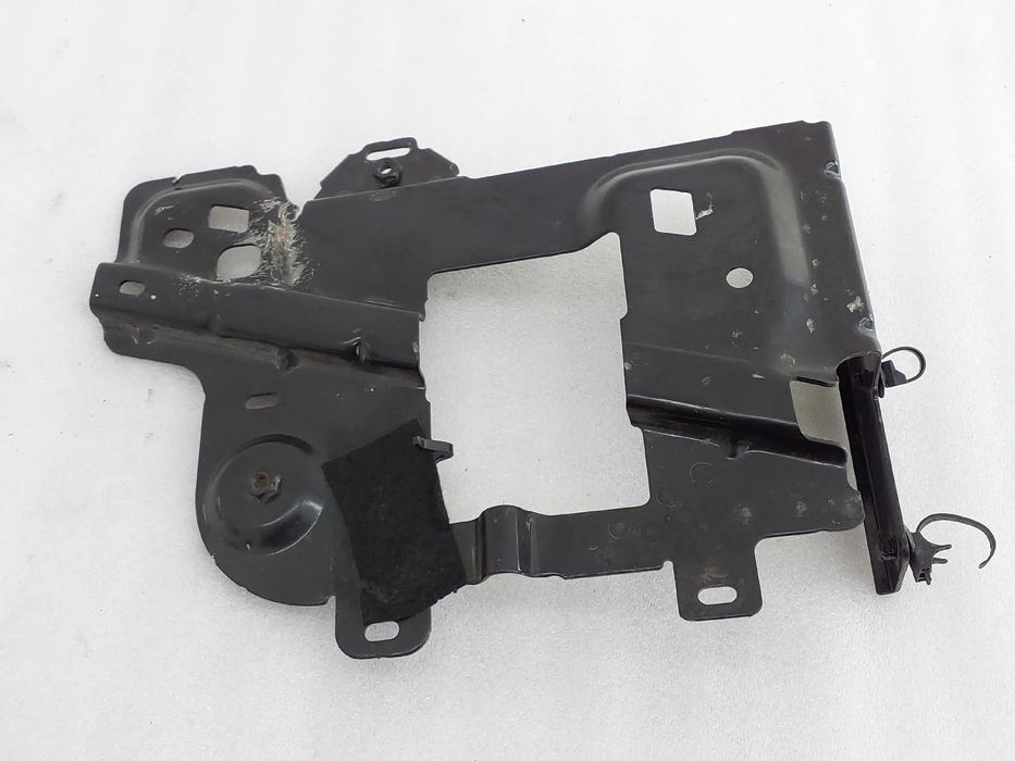 Base / caixa da bateria CITROËN C3 III (SX)