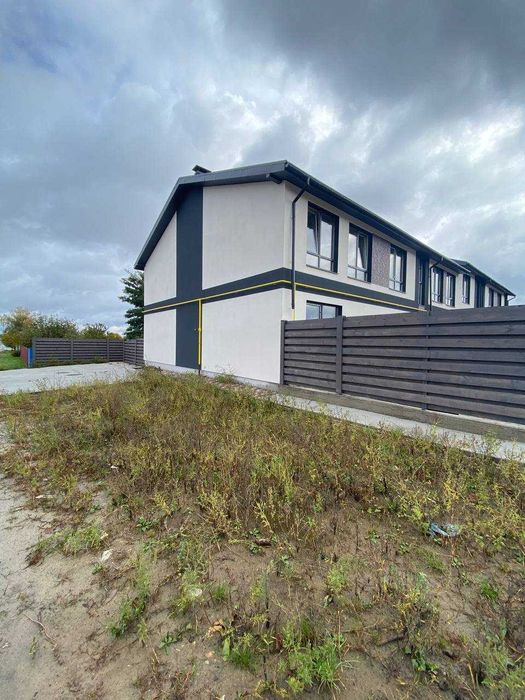 Продаж таунхаусів 47000$