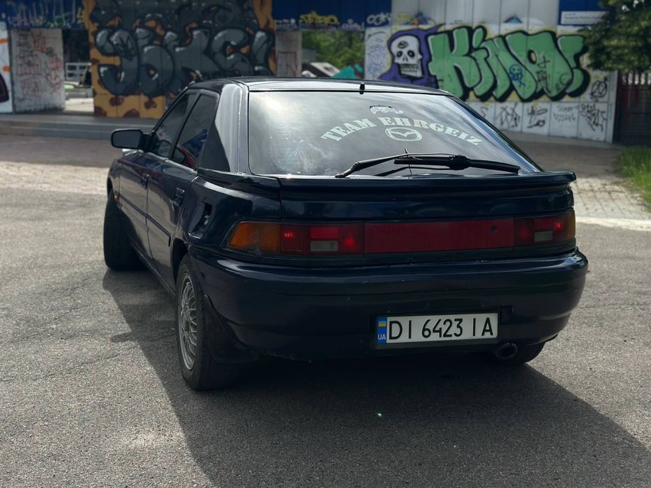 Продам Mazda 323 1.6 бенз!