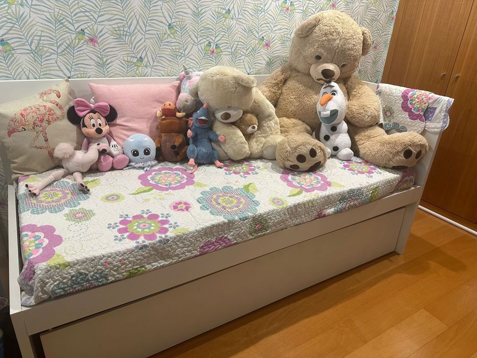 Cama solteiro Ikea