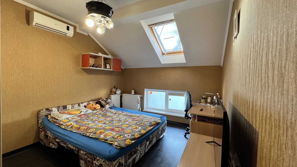 Продається 4 кім. кв. вул. Федьковича район Пасічна