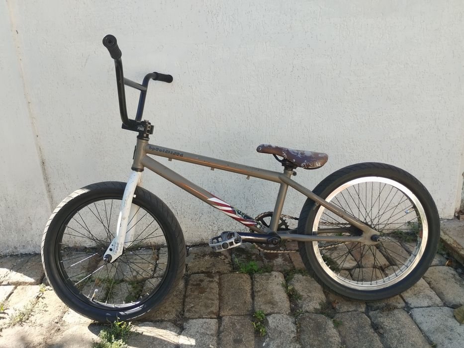 Bmx  specialized