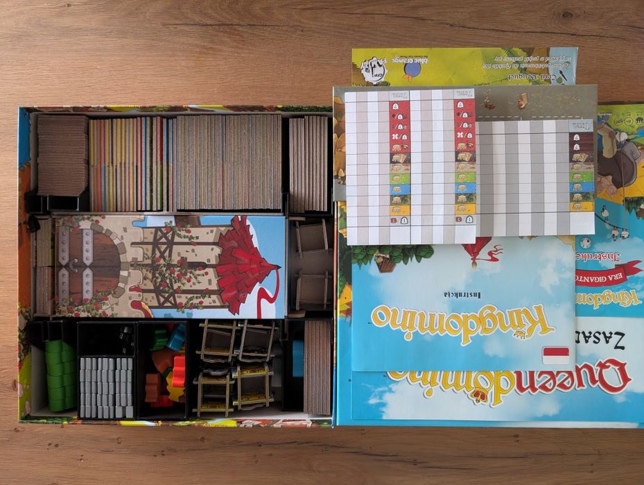 Queendomino + Kingdomino + Era Gigantów w jednym pudle z insertem