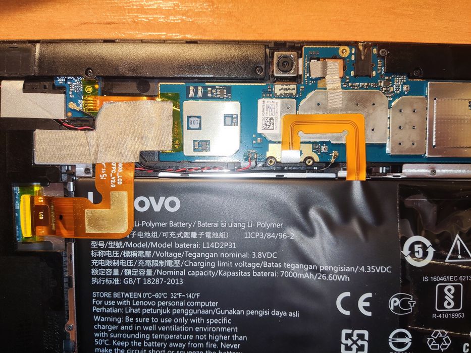 Планшет Lenovo TB3-L70L (рабочий, под восстановление)