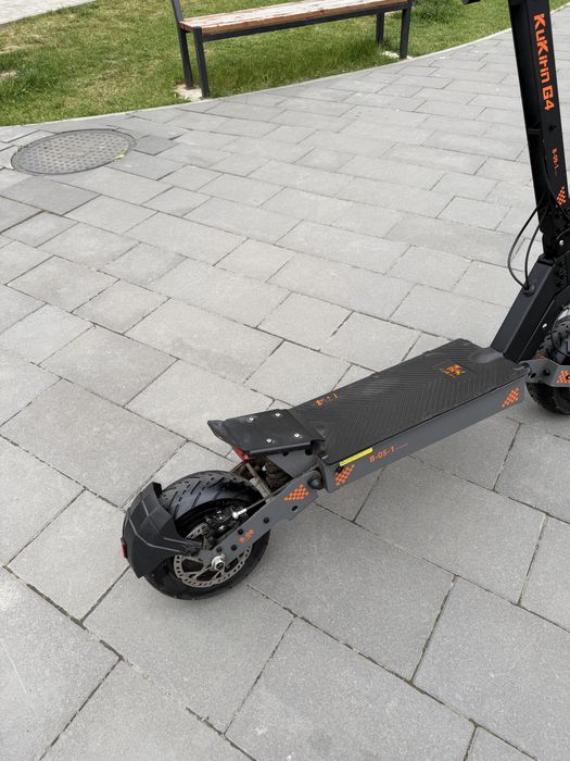 Самокат kukirin g4 на гідравліці, гарний стан