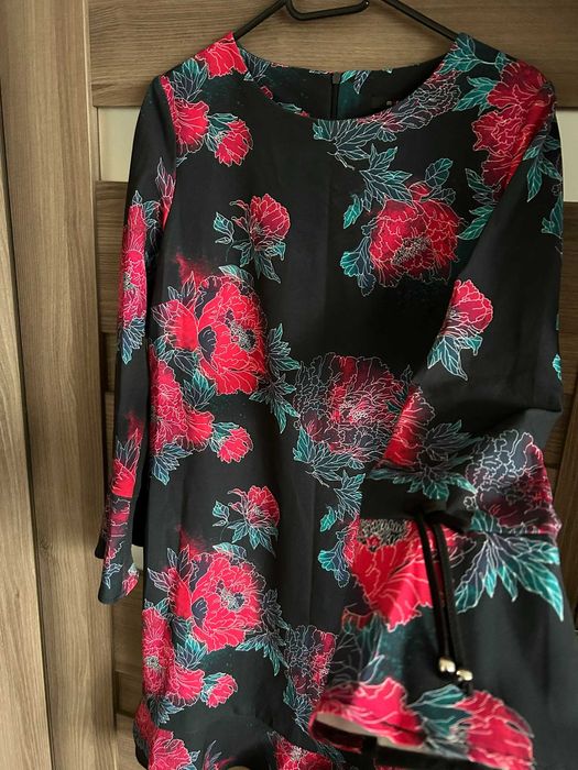 Sukienka firmy Monnari w rozmiarze L