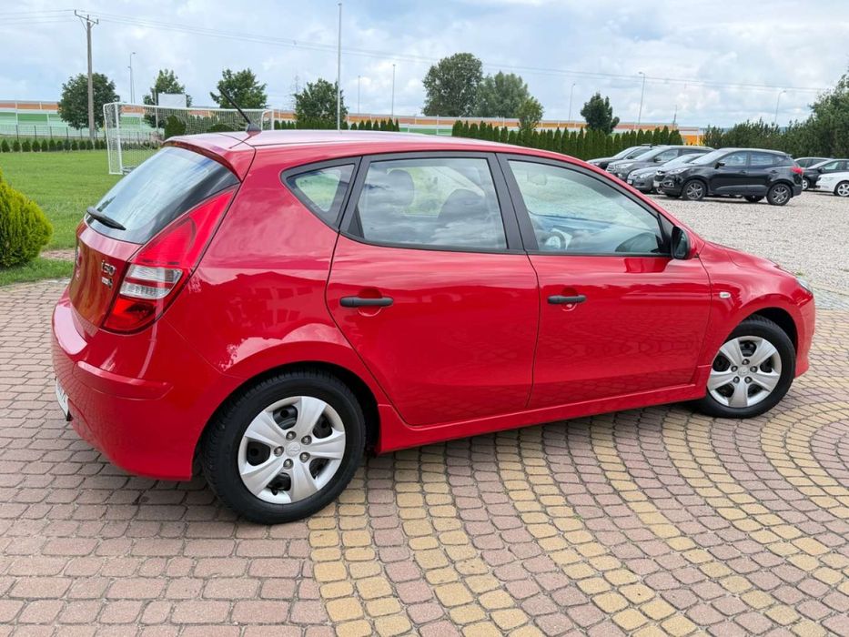 LIFT • 1.4 109KM • Klima • 5d HB! • Tablet - GPS, bluetooth!