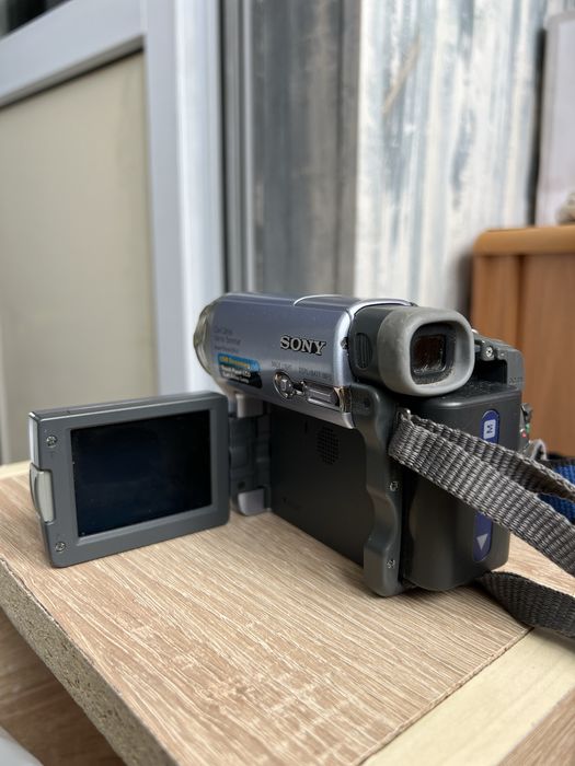 sony dcr trv - купити фототехніку, відеотехніку - Ціна на OLX.ua