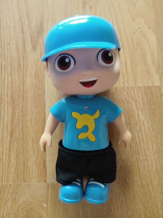 Boneco Luccas Neto
