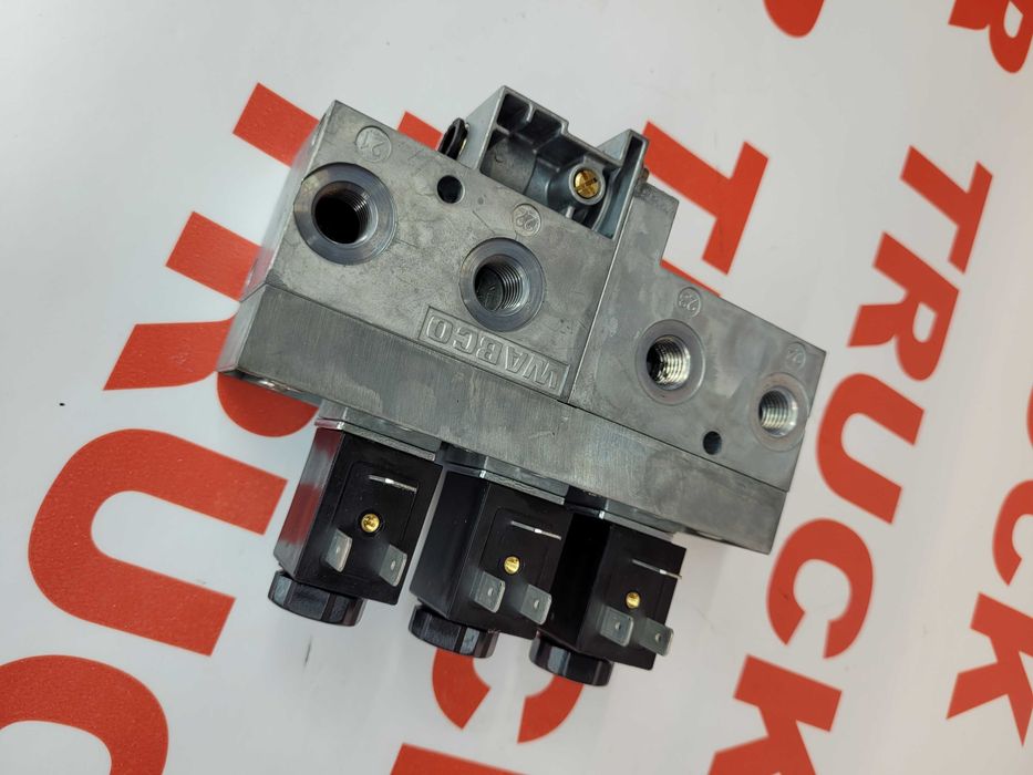 ZAWÓR OTWIERANIA drzwi nowy 472600.0220