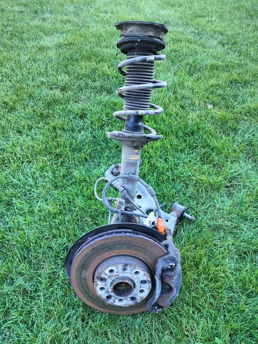 Macperson lewy seat Leon 3 audi a3 8v golf 7 1.4 tfsi