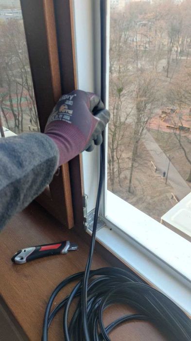 Ремонт и регулировка пластиковых окон и дверей в Харькове.