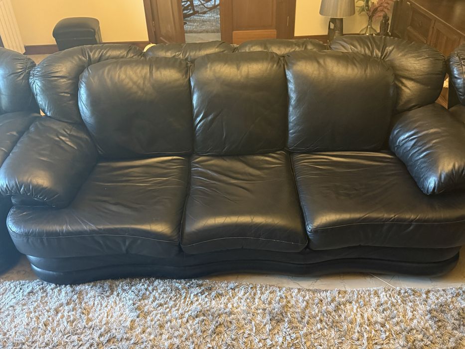 Sofas em pele genuina