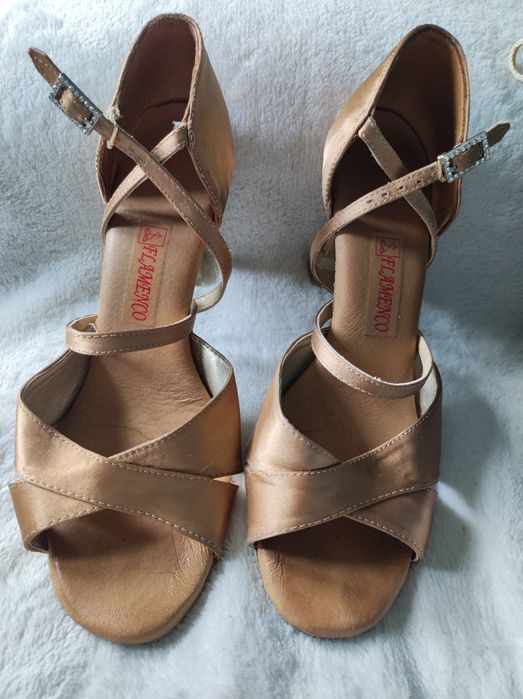 Buty do tańca towarzyskiego na szpilce, do łaciny, marka Flamenco