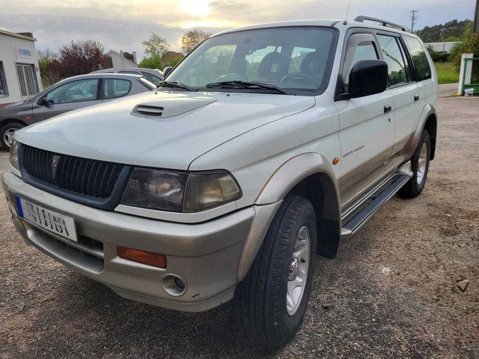 Mitsubishi Pajero Sport wagon - 99