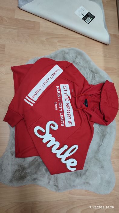 Śliczna Czerwona bluza z kapturem New Look, rozmiar 12