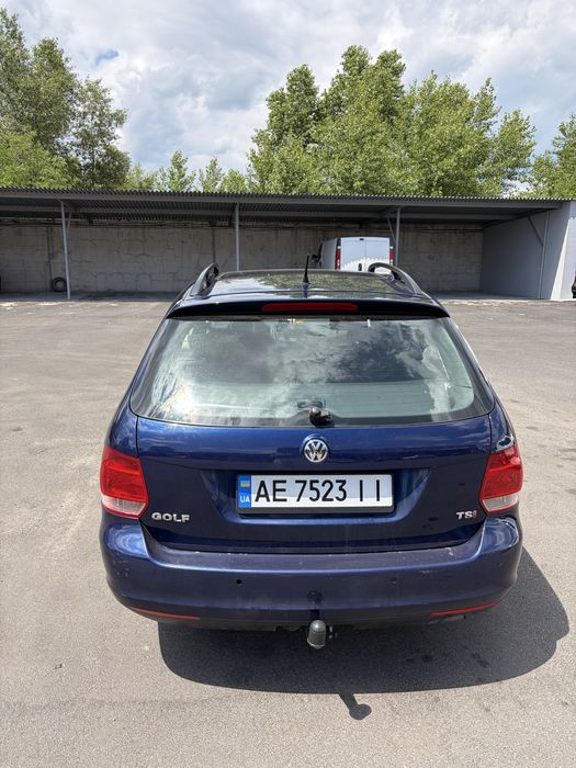 Продам  машину Golf 5