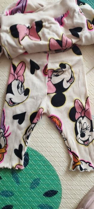 Костюмчики для дівчинки