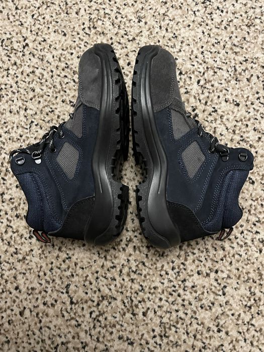 Взуття Parkside.