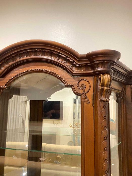 Movel madeira talhada a mão