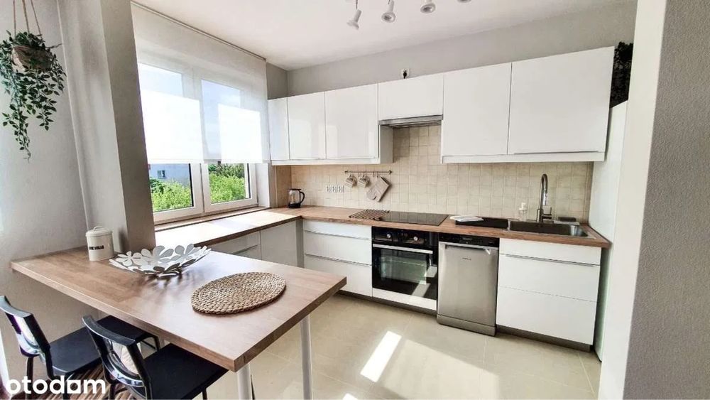 Jasne mieszkanie 50m ul.Wysłouchów