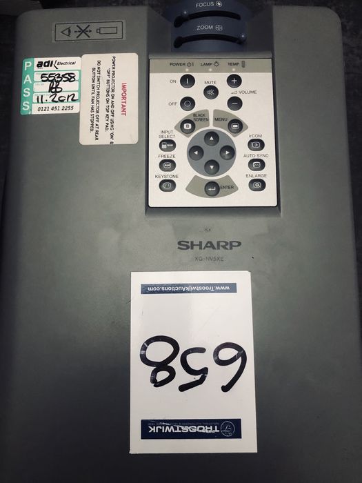 Projektor sharp XG-NV5XU