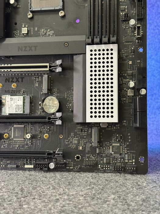 Гарантія! Топова матплата NZXT N5 Z690 WiFi D4 PCIe 5.0 s1700 Intel | TradeIn