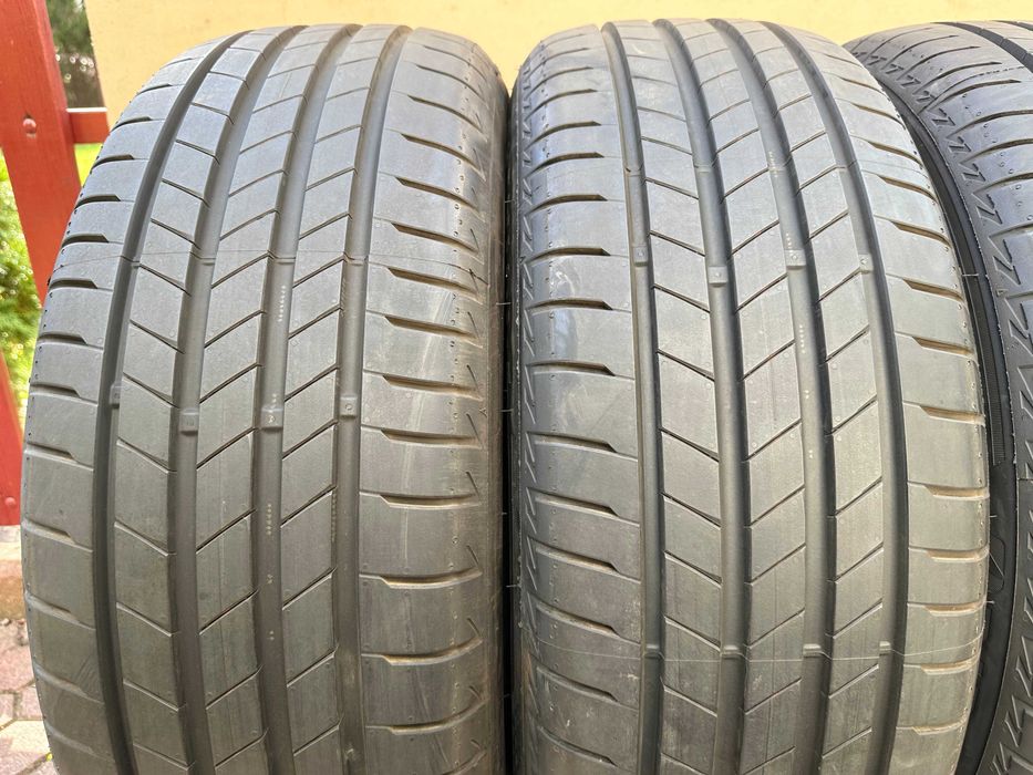 Opony Bridgestone Turanza T005 225/55R18 98V 2022