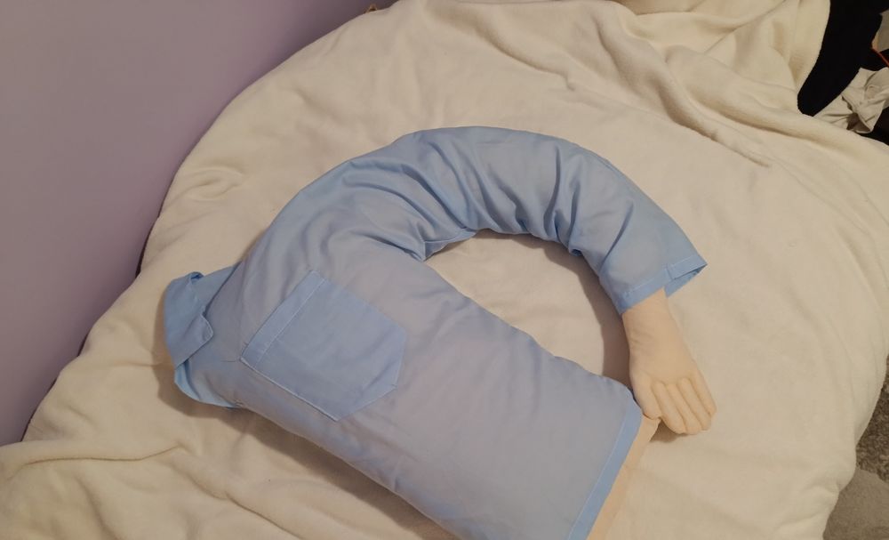 Boyfriend pillow - poduszka singielki, prezent na walentynki