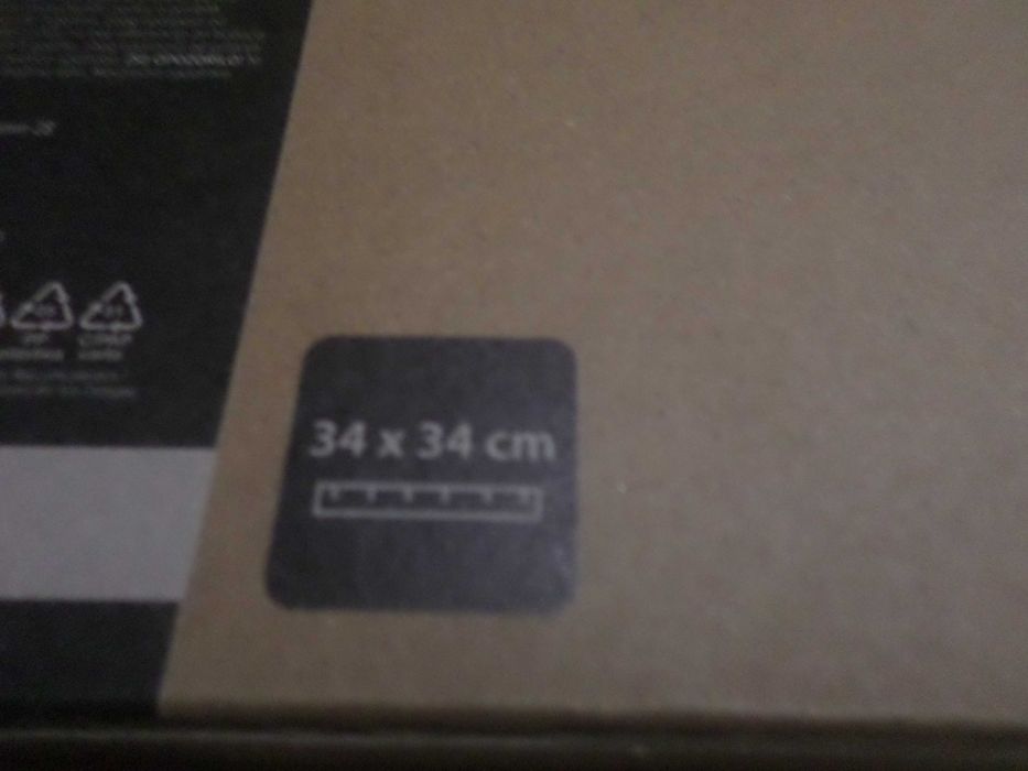 Jogo de xadrez com caixa madeira