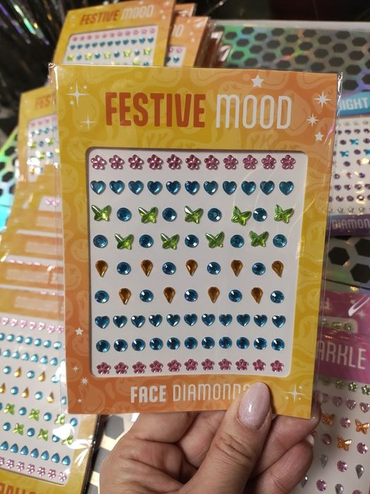 Diamenciki na twarz