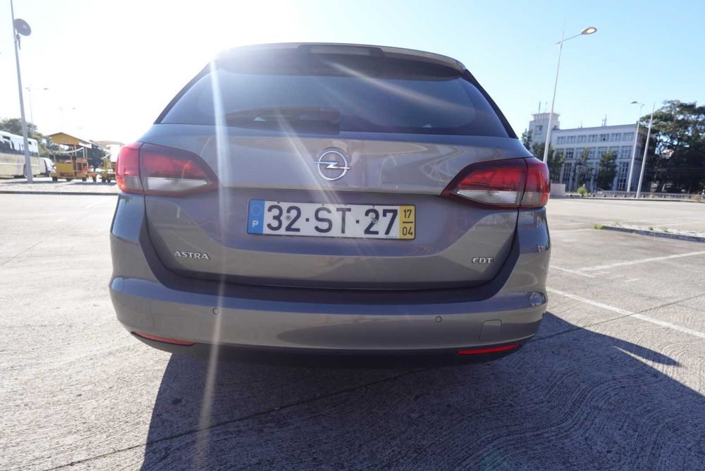 Opel Astra 1.6D Sports Tourer