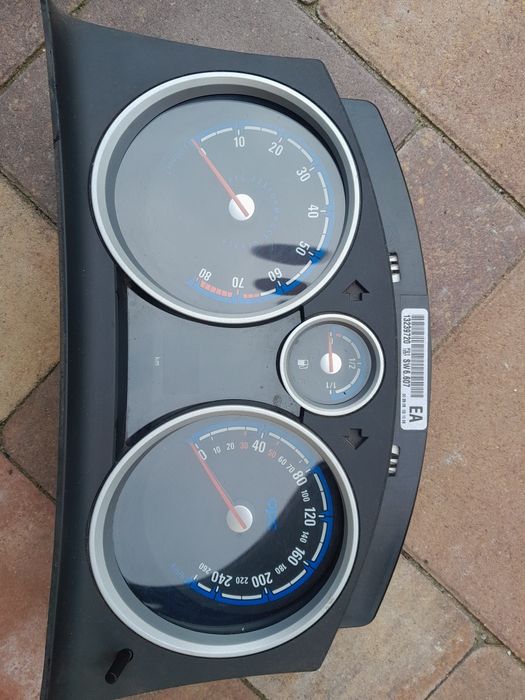 Opel zafira b OPC astra H opc licznik zegary oryginał 2.0t 241km