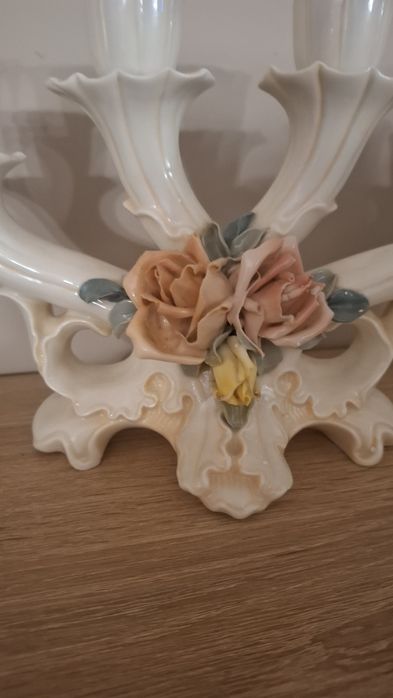 Świeczniki porcelanowe