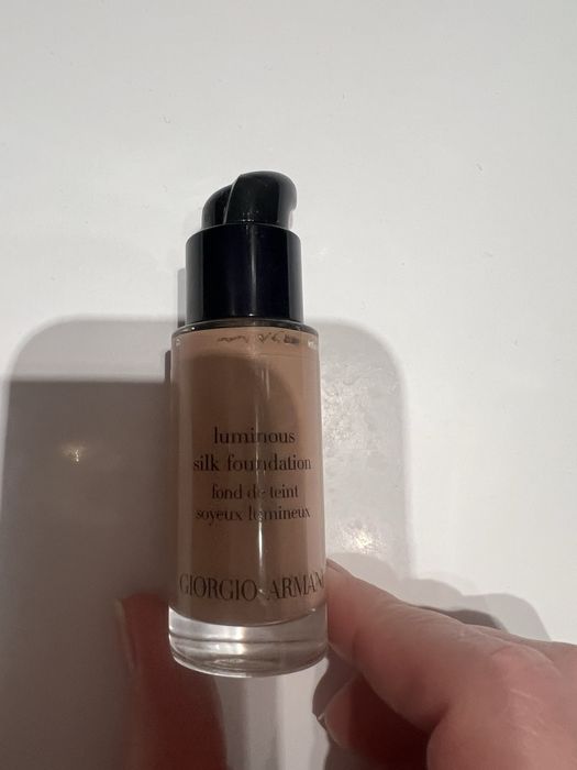 Armani luminous silk foundation 5.5