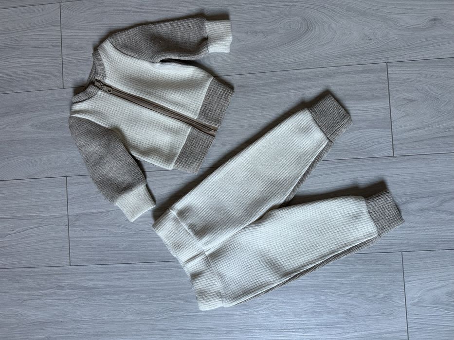 Теплий костюм 6-9 міс