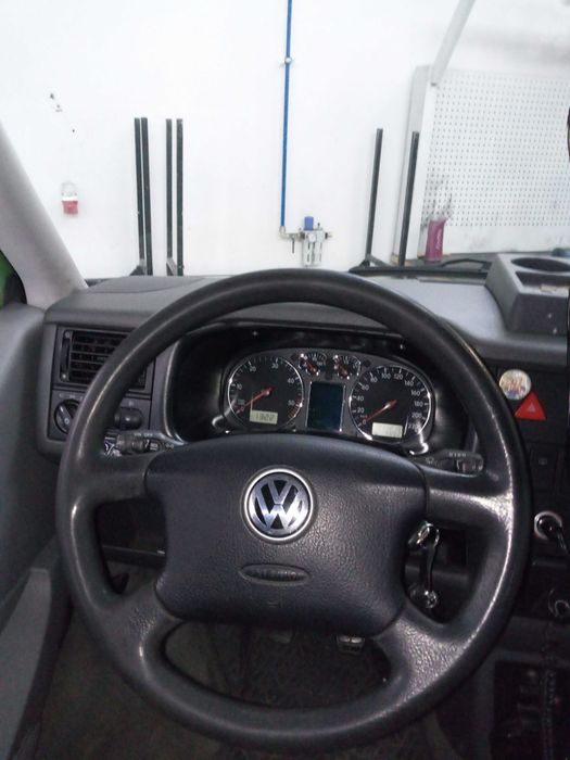 VW Multivan T4 151 km