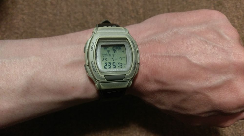 Годинник, часы, Casio illuminator Scout, Q&Q, оригинал, олдовые