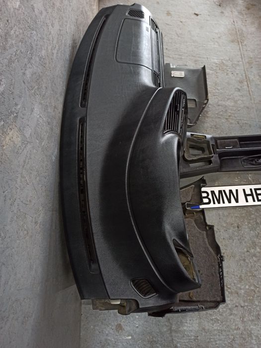 Панель БМВ Е36 Рестайлинг Ваз ЗАЗ УАЗ Жигули Разборка BMW HELP