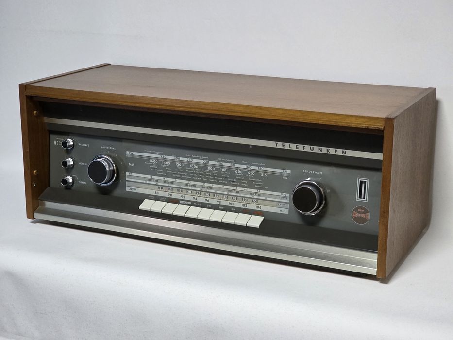 Receiver vintage reparado Telefunken