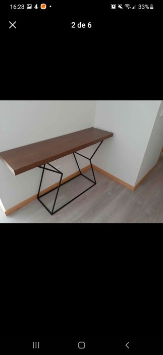 Consola para entrada, ou mesa de apoio