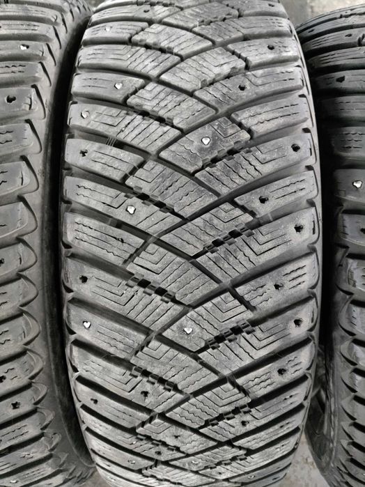 205/60 R16  GoodYear Ultra grip Ice arctic 96T  - 2017г