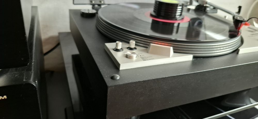 Piękny gramofon Universum system 6000.