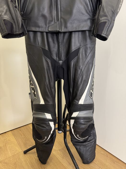 Conjunto IXS de couro - tam 52