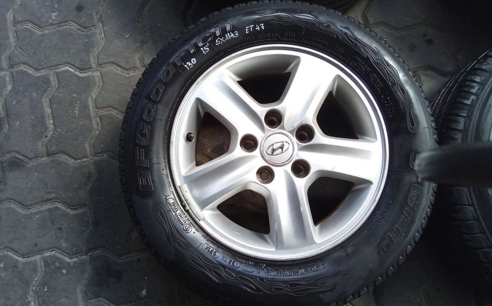 Jantes Hyundai I30 R15 Com Pneus 195/65 Furação 5X114.3